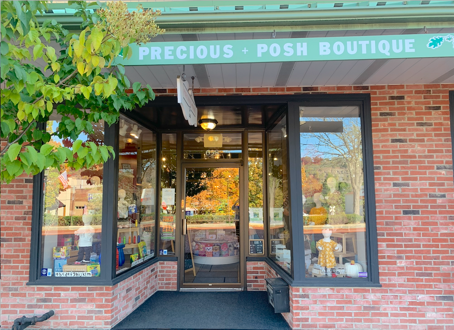 Posh clothing online sales shop